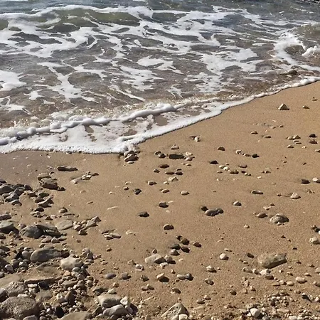 Comfortable Two Bedrooms Close To Hidrobaza Beach * بولا