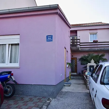 Comfortable Two Bedrooms Close To Hidrobaza Beach شقة